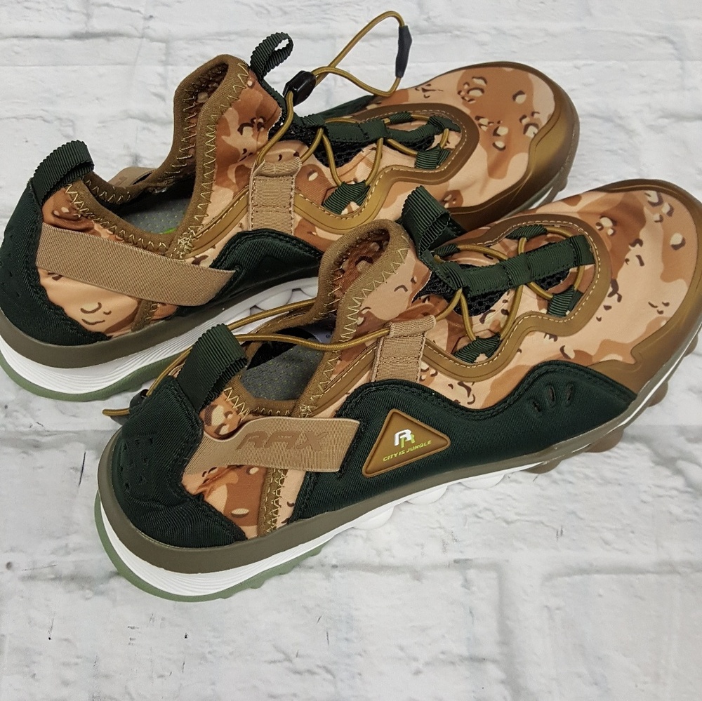 RAX hiking sneakers